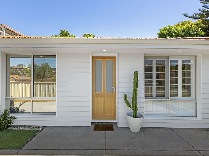 27B Hood Terrace, Sorrento WA 6020