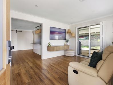 27B Hood Terrace, Sorrento WA 6020
