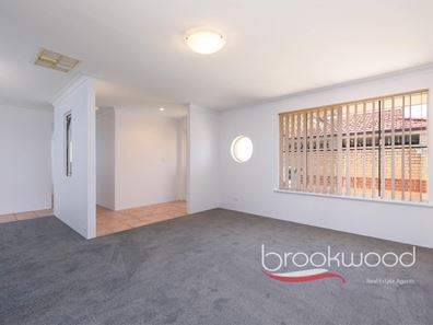 186B Forest Lakes Drive, Thornlie WA 6108