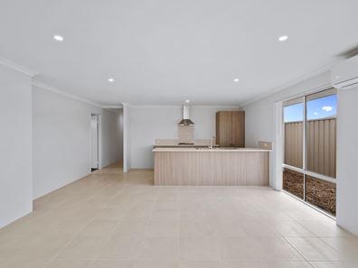 32 Sunglow Street, Karnup WA 6176