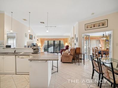 23 Riverdale Road, Helena Valley WA 6056