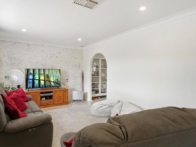 88 Dawson Avenue, Forrestfield WA 6058