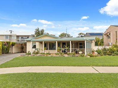 161 Rockingham Beach Road, Rockingham WA 6168