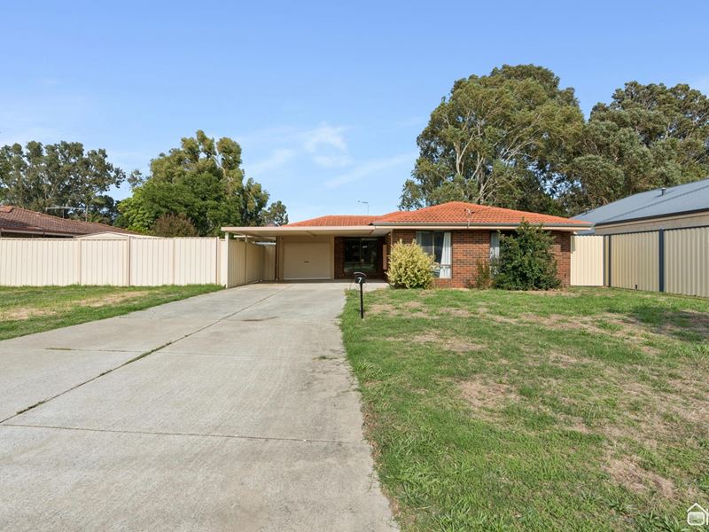7 Montrose Circle, Camillo WA 6111