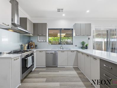 64 La Fayette Boulevard, Bibra Lake WA 6163