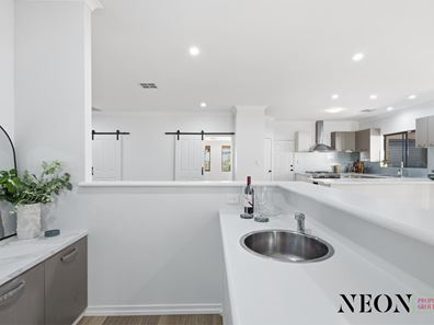 64 La Fayette Boulevard, Bibra Lake WA 6163