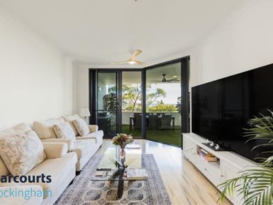 22/17 Rockingham Beach Road, Rockingham WA 6168