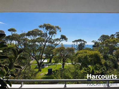 22/17 Rockingham Beach Road, Rockingham WA 6168