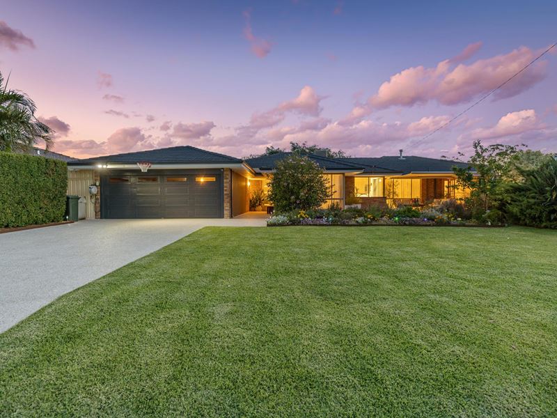 14 Balbiri Close, Wilson WA 6107