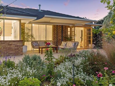 14 Balbiri Close, Wilson WA 6107