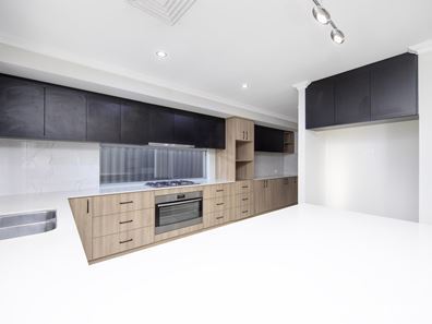104 Huntington Parkway, Landsdale WA 6065
