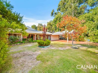 33 Harrington  Crescent, Leeming WA 6149