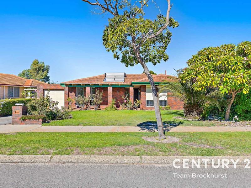 201 Corinthian Road East, Riverton WA 6148