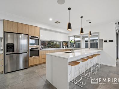 26 Prizba Rise, Coogee WA 6166
