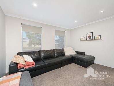 92 Duncan Loop, Millbridge WA 6232