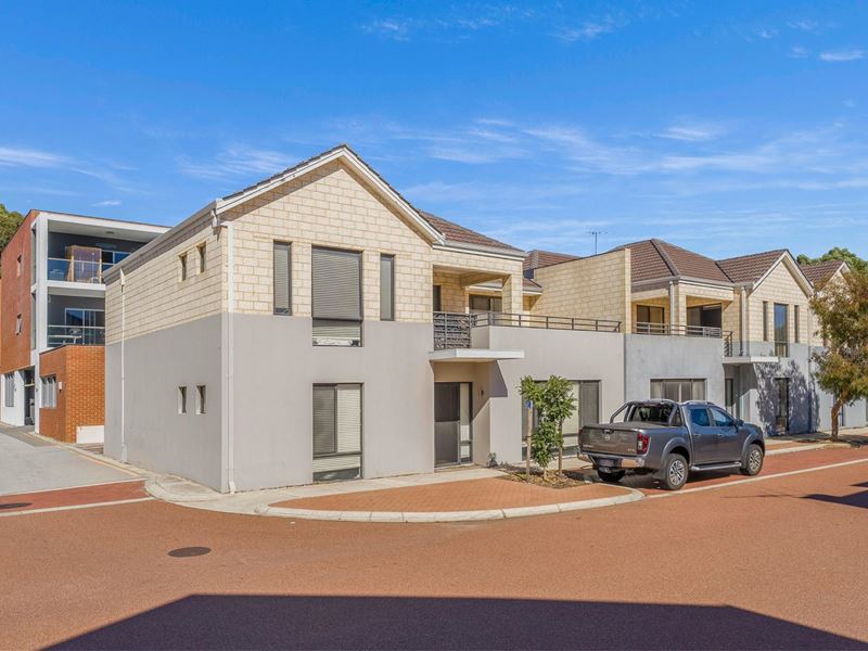 2/36 McLarty Ave, Joondalup WA 6027