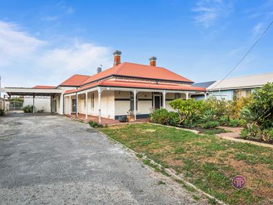 296 Railway Parade, East Cannington WA 6107