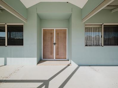 340 Eliza Shaw Drive, White Peak WA 6532