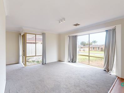72 Murchison Road, Gosnells WA 6110