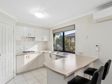 2/28 Tuart Street, Yokine WA 6060