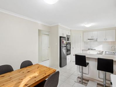 2/28 Tuart Street, Yokine WA 6060