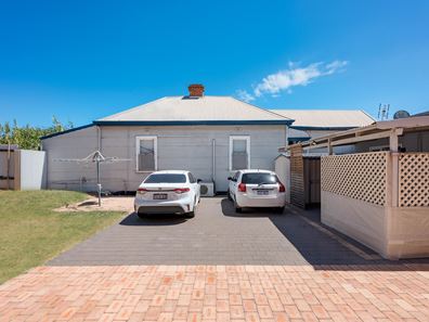 21A Sanford Street, Geraldton WA 6530