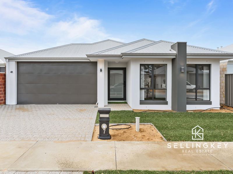 7 SCARLET ROAD, Kwinana Town Centre