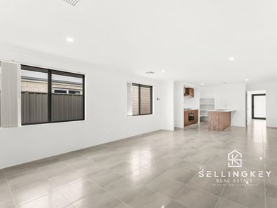 7 SCARLET ROAD, Kwinana Town Centre WA 6167