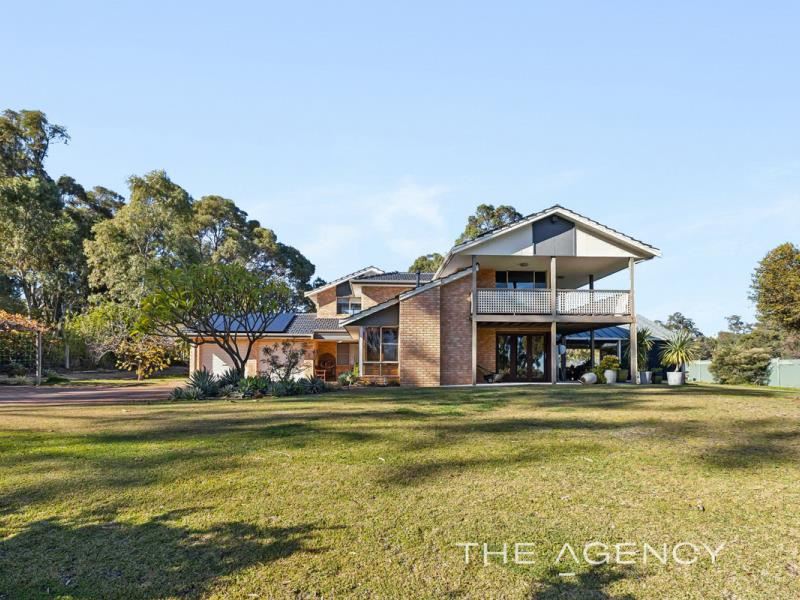4 Marginata Place, Wanneroo WA 6065