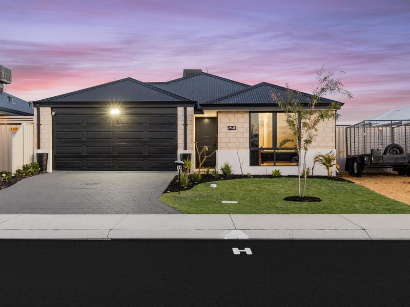 14 Pembroke Approach, Hilbert WA 6112