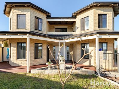 84B Janis Street, Halls Head WA 6210
