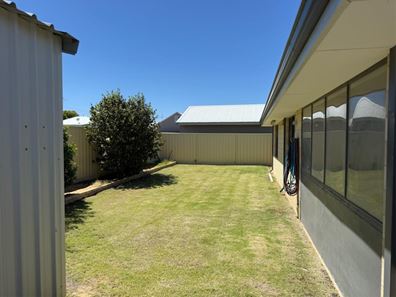 22 Phelps Loop, Kalbarri WA 6536