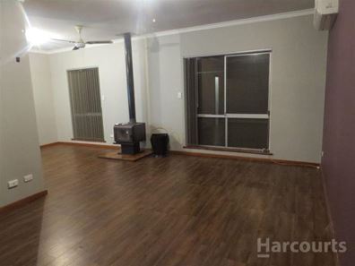 11 Lanyon Street, Mandurah WA 6210