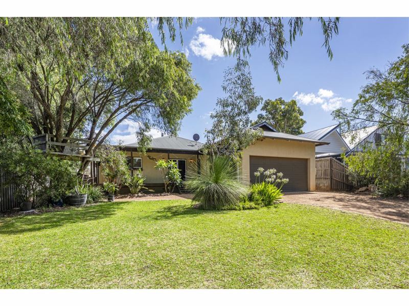 4 Galley Ramble, Dunsborough WA 6281