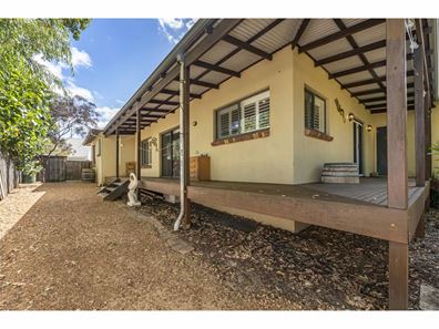 4 Galley Ramble, Dunsborough WA 6281