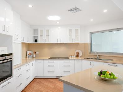 1 May Close, Mosman Park WA 6012