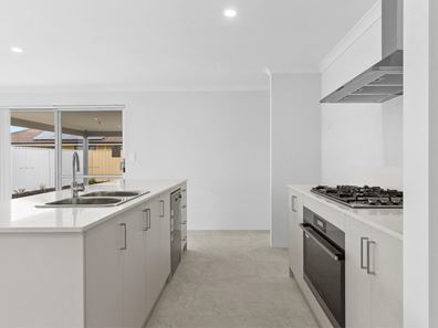 82 Westaway Road, Pinjarra WA 6208