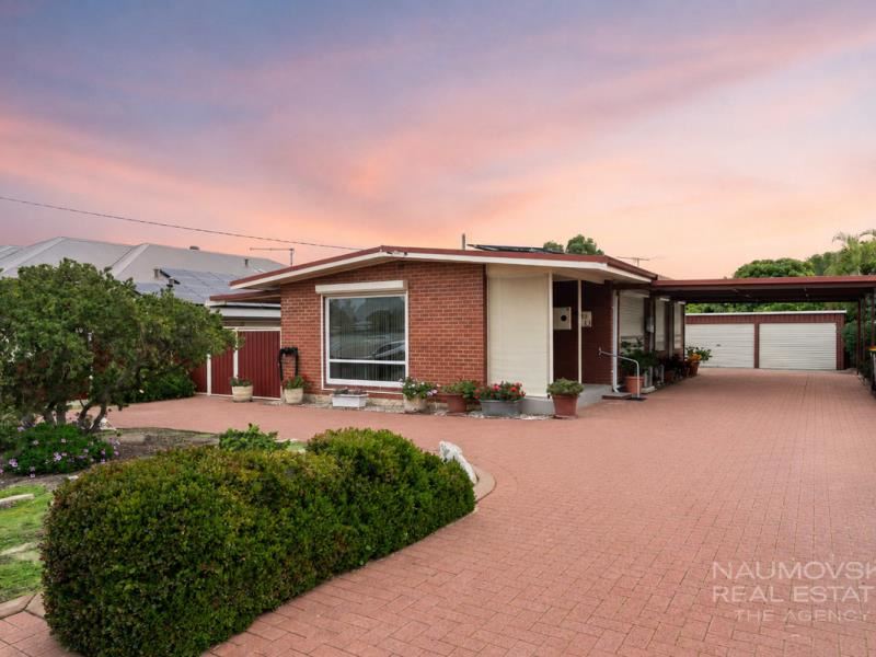 23 Golders Way, Girrawheen WA 6064