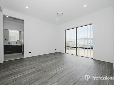 8 Offshore Way, Alkimos WA 6038