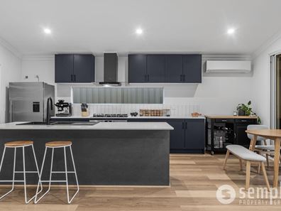 13 Teatro Street, Beeliar WA 6164