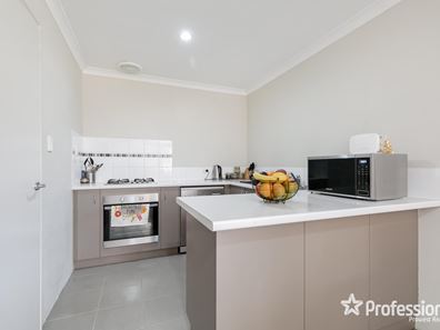 10/37 Oman Pass, Canning Vale WA 6155