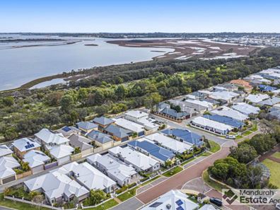 9 Pacifica Way, Dudley Park WA 6210