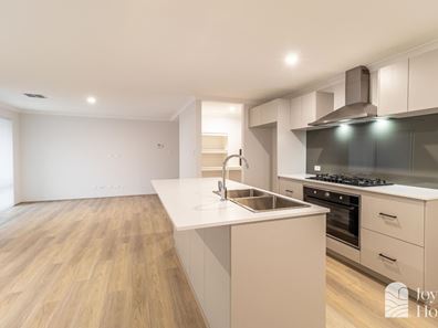34 Mulberry Way, Eglinton WA 6034
