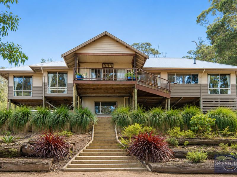 12 Pember Road East, Ocean Beach WA 6333