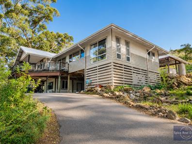 12 Pember Road East, Ocean Beach WA 6333