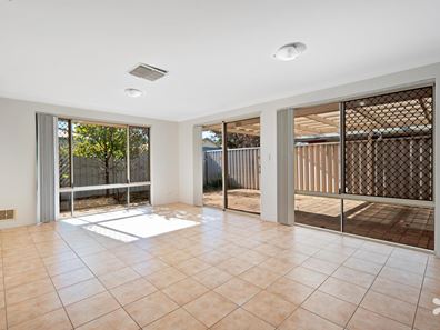 60 Walter Rd East, Eden Hill WA 6054