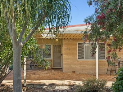 25 Paulina Way, Coolbellup WA 6163