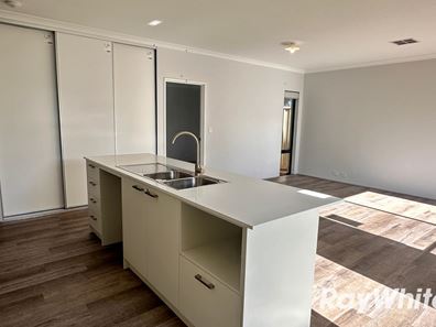 3/19 Passage Way, Mandurah WA 6210