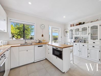 4/100 Aurelian Street, Palmyra WA 6157