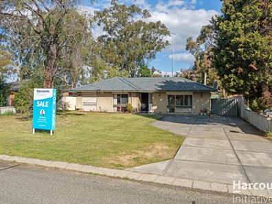 10 Connell Way, Girrawheen WA 6064